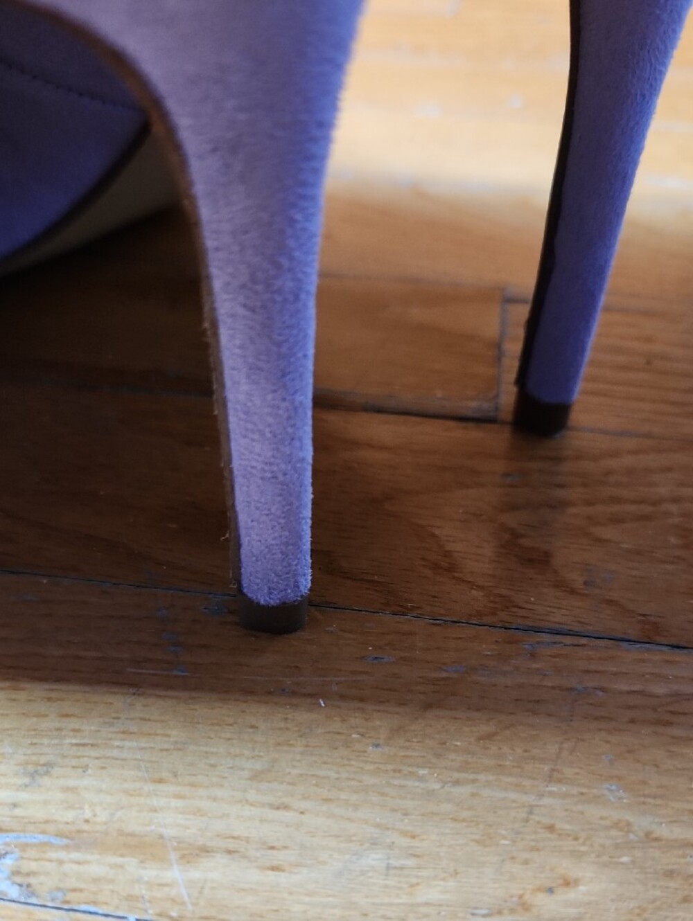 Lavender Pumps with Bow - Picture 8 of 8